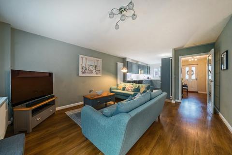 9 Sime Close, Guildford, GU3 3ED