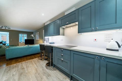 9 Sime Close, Guildford, GU3 3ED