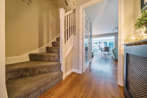 9 Sime Close, Guildford, GU3 3ED