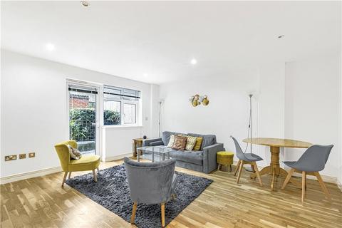 undefined, Goswell Road, London, EC1V