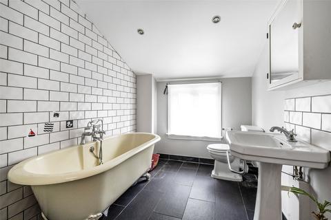 34 Pixham Lane, Dorking, RH4 1PT