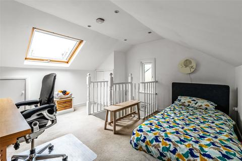 34 Pixham Lane, Dorking, RH4 1PT