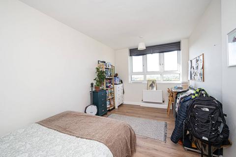 2 bedroom flat for sale, Cazenove Road, Stoke Newington, London, N16