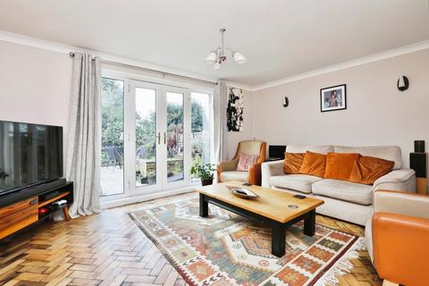 45 Brindley Close, Sheffield, S8 8PX