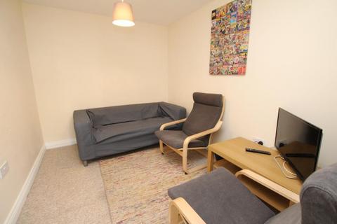 6 bedroom townhouse to rent, Great Copsie Way, Bristol BS16