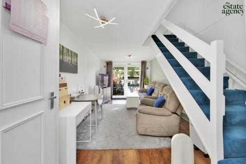 45 Mapleton Road, London, E4 6XJ