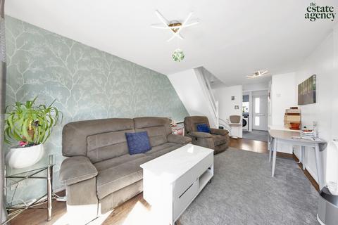 45 Mapleton Road, London, E4 6XJ