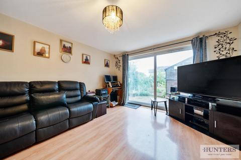 3 bedroom end of terrace house for sale, Linnet Close, Thamesmead