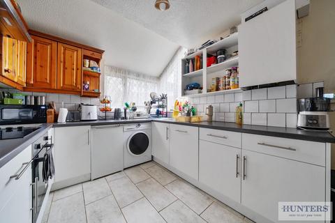 55 Linnet Close, London, SE28 8HY