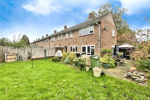 7 Brook Green, Bracknell, RG42 1UX