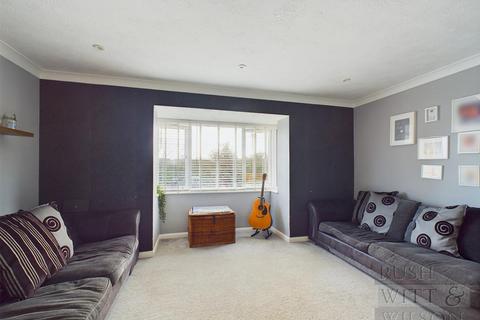 4 bedroom detached house for sale, Highlea Close, St. Leonards-On-Sea