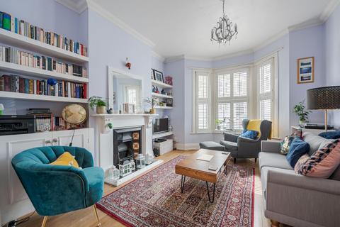 4 bedroom terraced house for sale, Marmion Road, London SW11