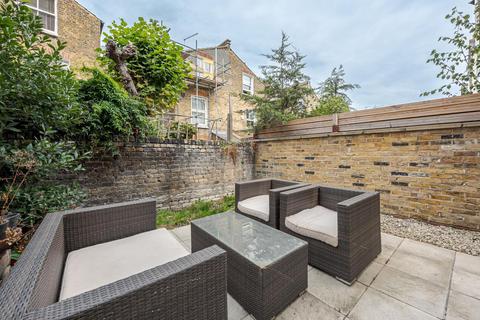 4 bedroom terraced house for sale, Marmion Road, London SW11