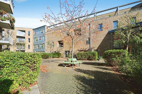 1 bedroom retirement property for sale, Squirrels Heath Lane, Romford RM2