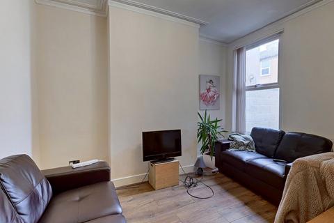 3 bedroom house to rent, Leopold Road, Liverpool