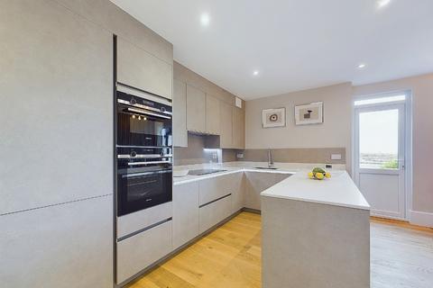 2 bedroom ground floor maisonette for sale, Brockley View, London SE23