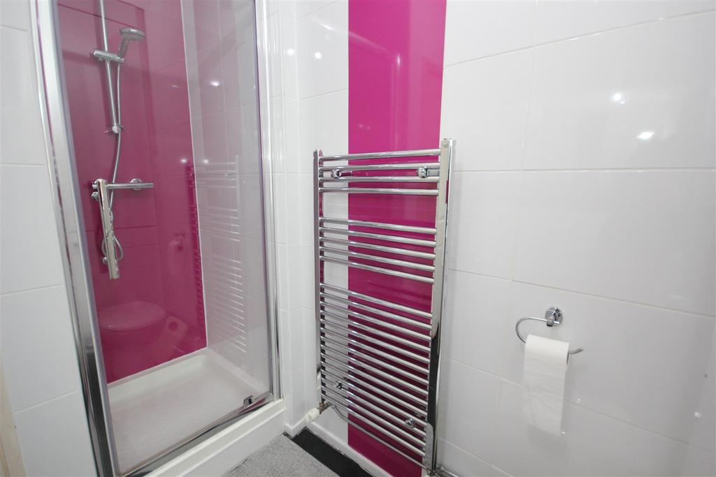 Shower Room.jpg