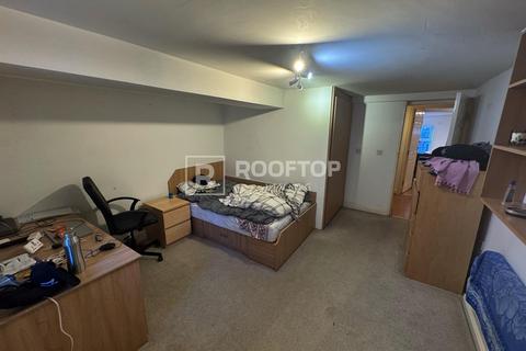 3 bedroom house to rent, 205 Belle Vue Road, Leeds LS3