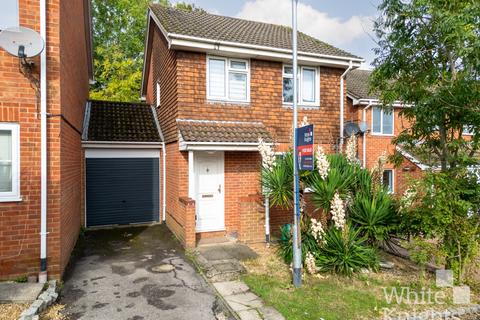 3 bedroom link detached house for sale, Felthorpe Close, Reading RG6