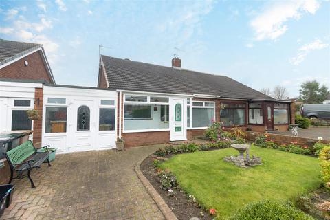 2 bedroom semi-detached bungalow for sale, Coniston Road, Marden