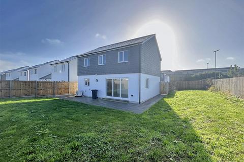 5 bedroom detached house for sale, Rinsey Drive, Helston