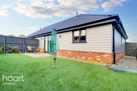 8 Ballater Close, Ipswich, IP1 6LL