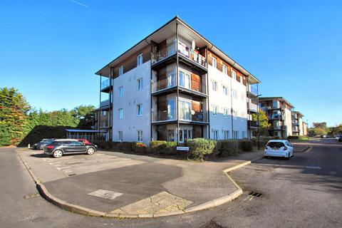 2 bedroom apartment for sale, Bennett Close, Hounslow TW4