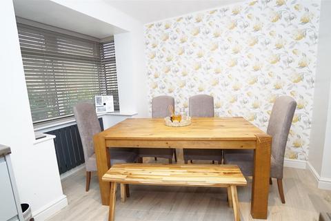 5 Greencroft Close, Idle, Bradford, BD10 8XD