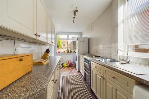 12 Barden Road, Nottingham, NG3 5QD