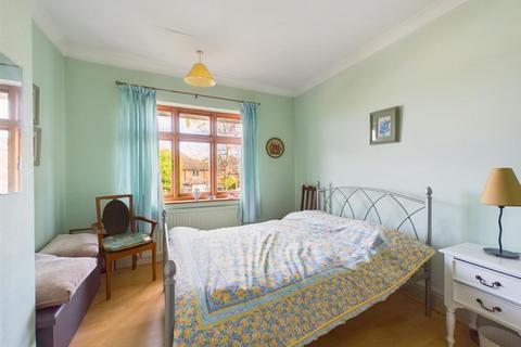 12 Barden Road, Nottingham, NG3 5QD