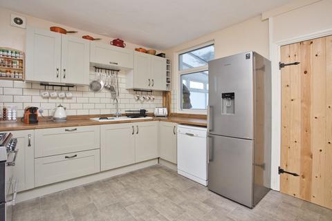 13 Church Hill, Shepherdswell, Dover, CT15 7NR