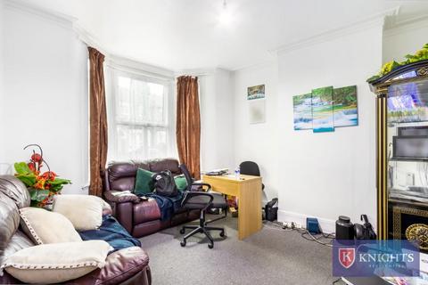 undefined, Pretoria Road North, Edmonton Tottenham , London, N18