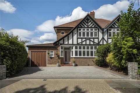 11 Husseywell Crescent, Bromley, BR2 7LN