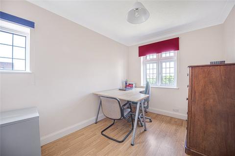 11 Husseywell Crescent, Bromley, BR2 7LN