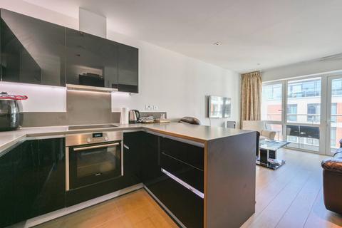 Longfield Avenue, Ealing, London, W5