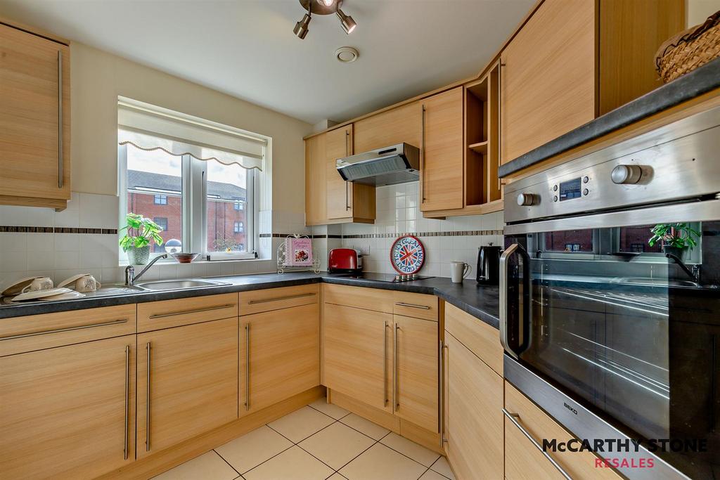 8626476-interior11-800.jpg
