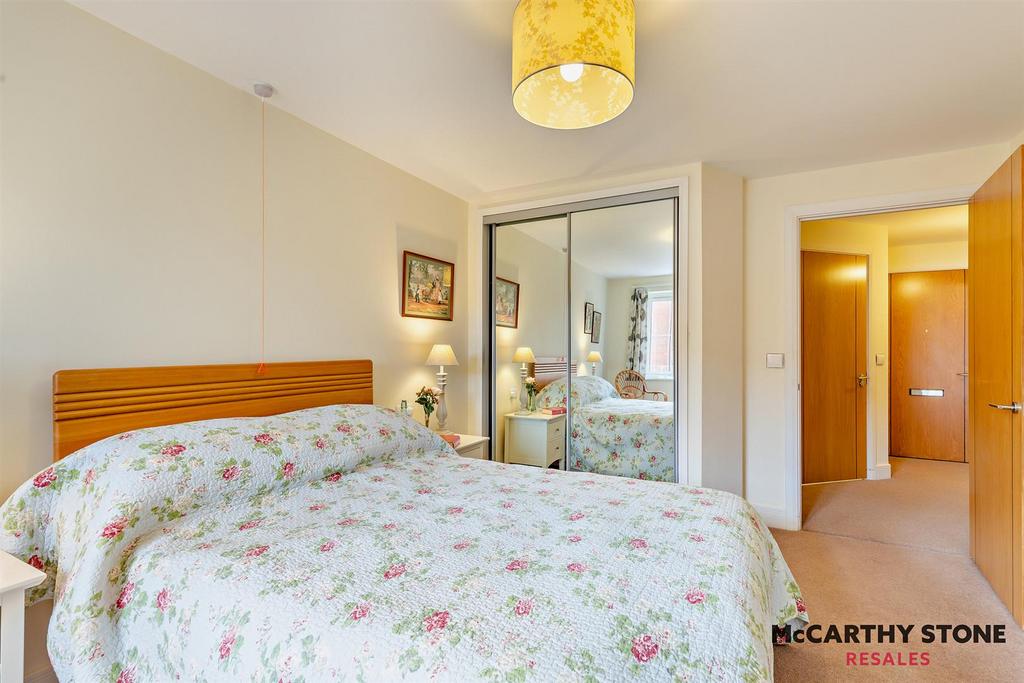 8626476-interior16-800.jpg