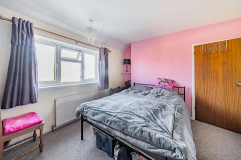 3 bedroom semi-detached house for sale, Aylesbury,  Buckinghamshire,  HP19