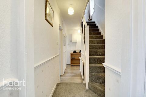 2 bedroom end of terrace house for sale, Framlingham Crescent, LONDON