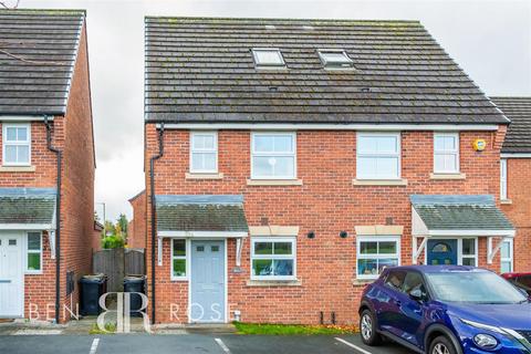 3 bedroom semi-detached house for sale, Parish Gardens, Leyland