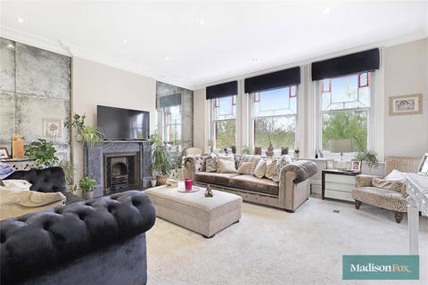 3 bedroom penthouse for sale, Broomhill Road, Woodford Green IG8