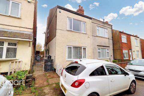 3 bedroom semi-detached house for sale, South Street, Newton