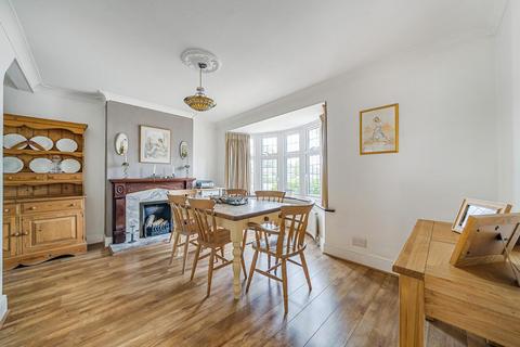 4 Rodney Gardens, West Wickham, BR4 9DD