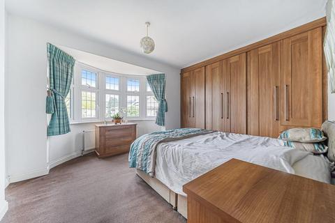 4 Rodney Gardens, West Wickham, BR4 9DD