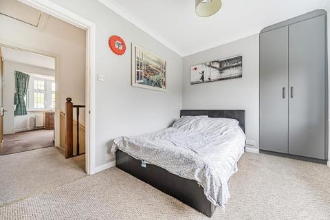 4 Rodney Gardens, West Wickham, BR4 9DD