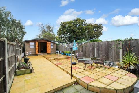 1 bedroom bungalow for sale, Woodcutters Avenue, Leigh-on-Sea, Essex, SS9