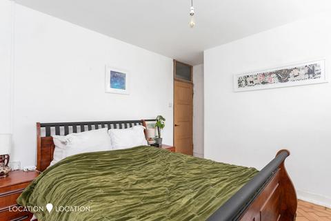 Flat 21, Gaskin House Stoke Newington Church Street, London, N16 9HH
