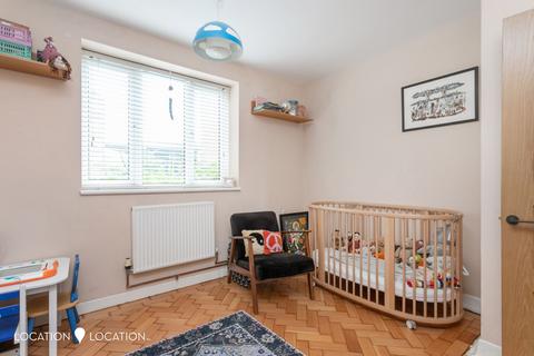 Flat 21, Gaskin House Stoke Newington Church Street, London, N16 9HH