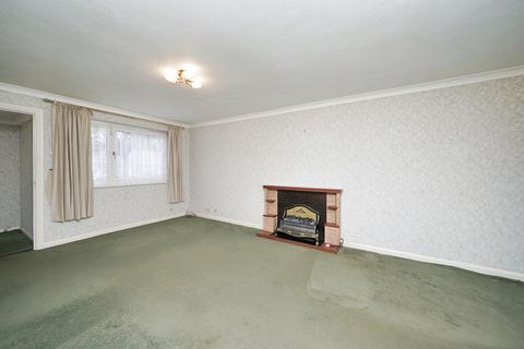 2 bedroom flat for sale, 36 Forris Avenue, Hayes, Middlesex, UB3 2AT