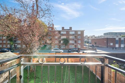 2 bedroom flat for sale, Shakspeare Walk, Shelley House Shakspeare Walk, N16